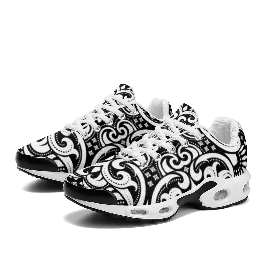 Breathable Mesh Athletic Shoes - Polonya milli stilinde siyah beyaz çizgili