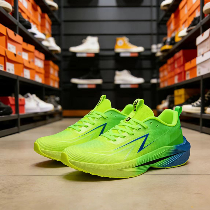 Erkekler için koşu ayakkabılar - Carbon Plate Marathon Racing Shoes incelemesi ve fiyatı