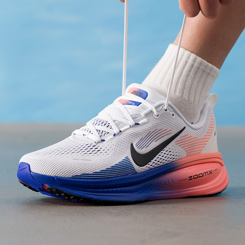 NIKE VOMERO 18 HM6803-114 Erke - Lightweight Road Running Shoes incelemesi ve fiyatı