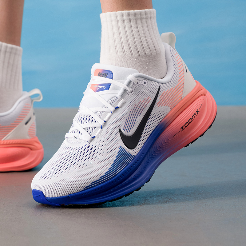 NIKE VOMERO 18 HM6803-114 Erke - Lightweight Road Running Shoes incelemesi ve fiyatı